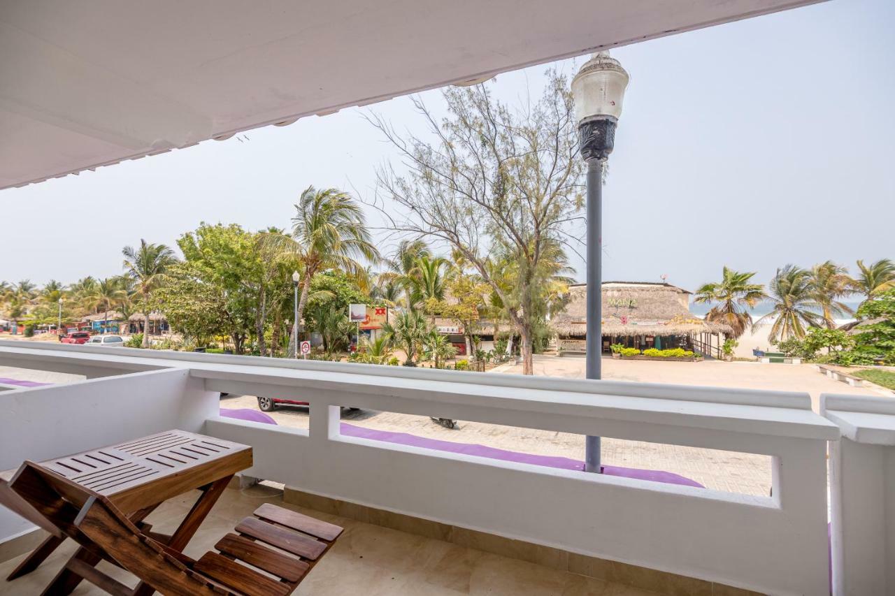 פוארטו אסקונדידו Hotel Rockaway מראה חיצוני תמונה